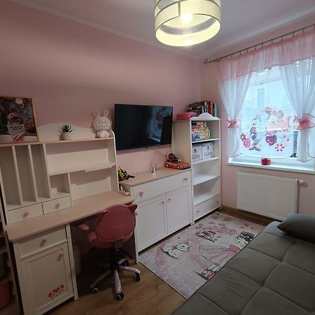 Apartament Rodzinny Z Ogrodkiem W Centrum Gizycka Lötzen Exterior foto