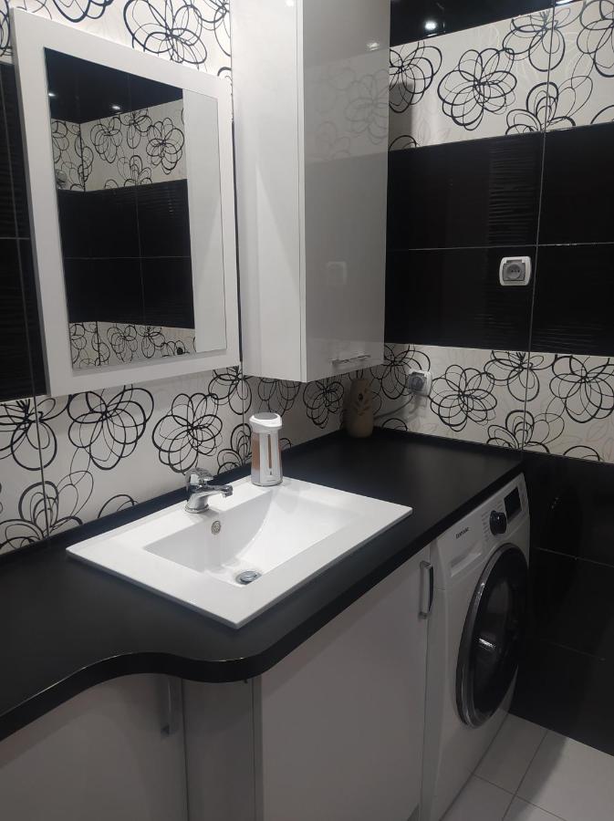 Apartament Rodzinny Z Ogrodkiem W Centrum Gizycka Lötzen Exterior foto